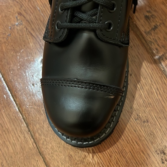 Grinders Bulldog CS 10 - Picture 7 of 8